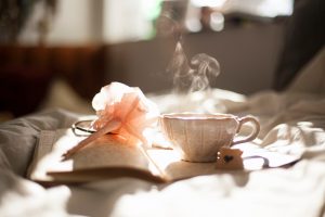 Meditation-tea-Pixabay-381235_1280